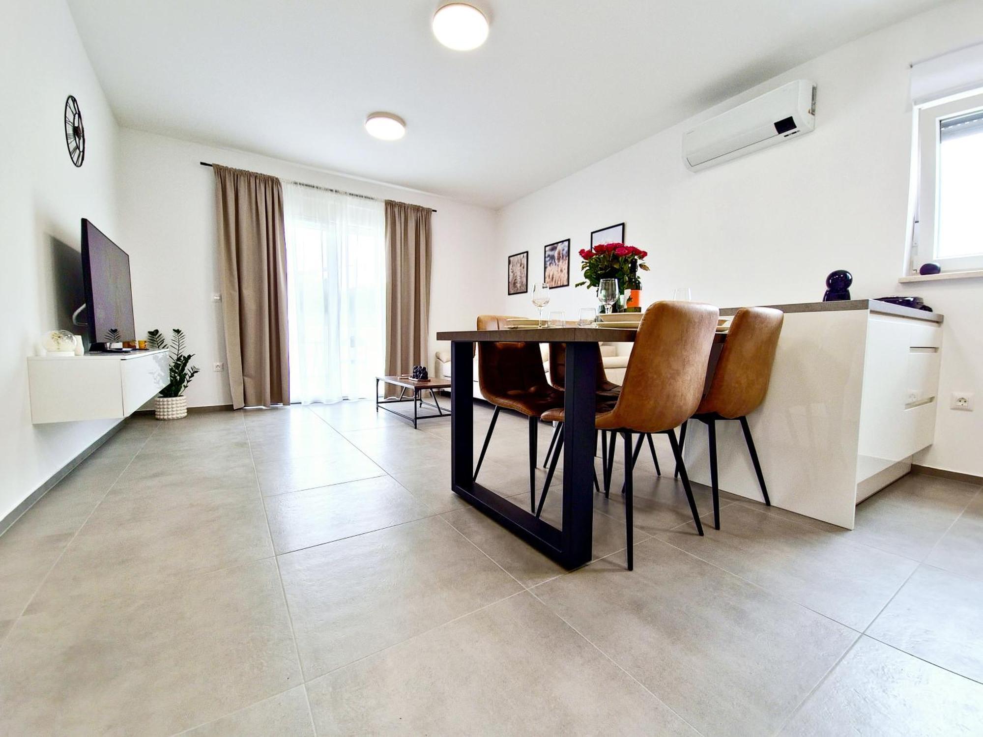Apartments Laura & Nino Pula Exterior photo